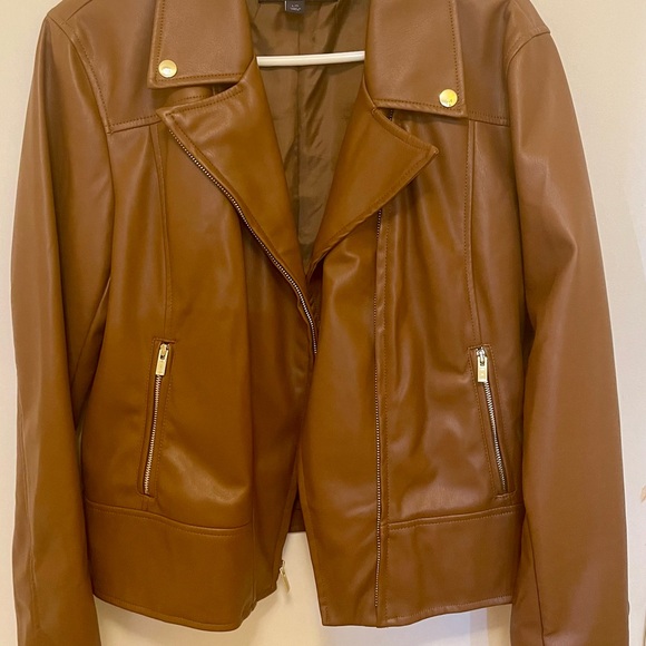 Tommy Hilfiger Tan Leather Jacket with Gold Accents - Picture 1 of 16